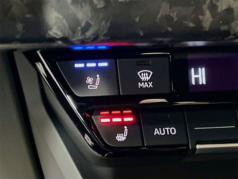 New 2026 Audi RS e-tron GT Base image 19