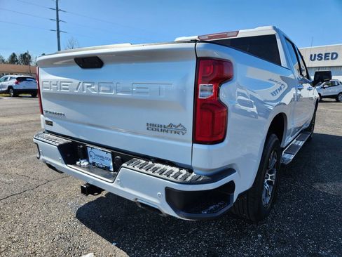 Used 2019 Chevrolet Silverado 1500 High Country AWD/4WD image 43