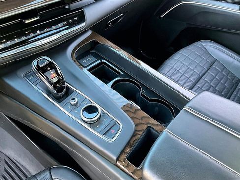 Used 2023 Cadillac Escalade Sport Platinum image 14