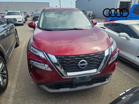 Used 2023 Nissan Rogue SV FWD image 2