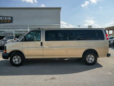 Used 2013 Chevrolet Express 3500 LS image 11