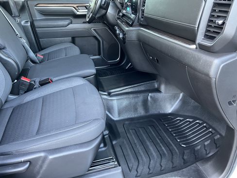 Used 2025 Chevrolet Silverado 2500 LT w/ Convenience Package AWD/4WD image 22