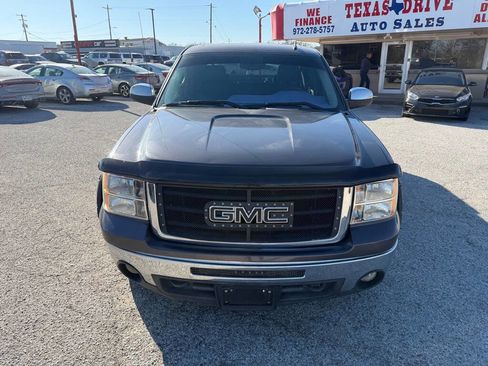 Used 2010 GMC Sierra 1500 SLE w/ Texas Edition image 2