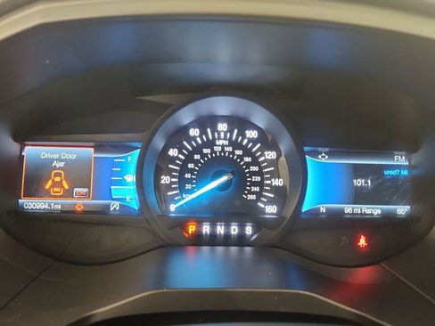 Used 2022 Ford Edge SEL w/ Convenience Package image 10