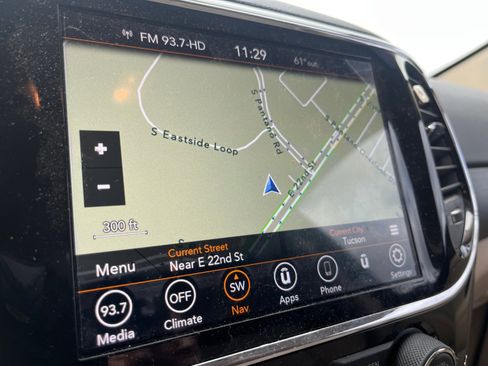 Used 2022 Jeep Grand Cherokee Laredo E image 28