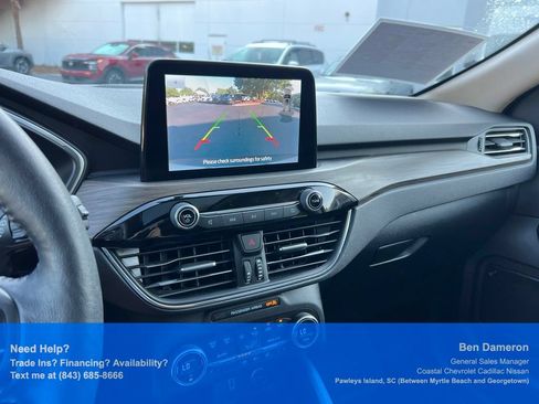 Used 2020 Ford Escape Titanium FWD image 20