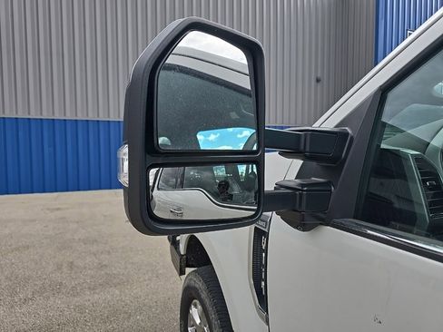 Used 2022 Ford F350 King Ranch w/ King Ranch Ultimate Package AWD/4WD image 12