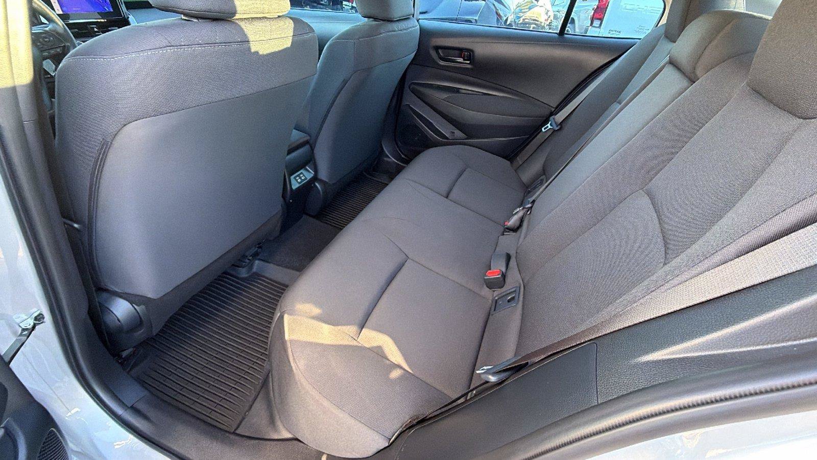 Used 2026 Toyota Corolla LE FWD image 23