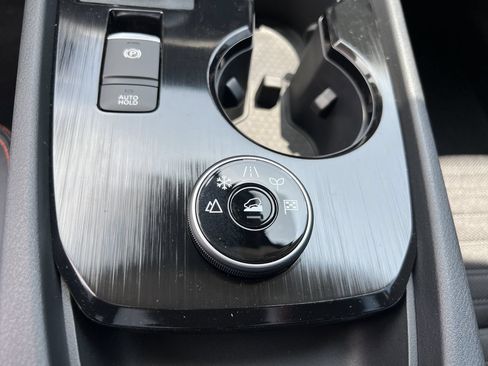 New 2026 Nissan Rogue SV AWD/4WD image 10