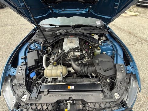 Used 2021 Ford Mustang Shelby GT500 w/ Technology Package RWD image 34