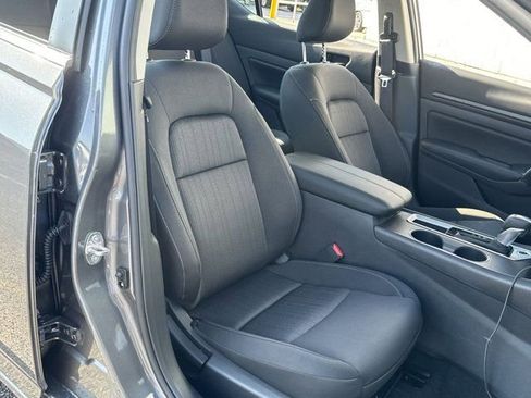 Used 2025 Nissan Altima 2.5 S image 23