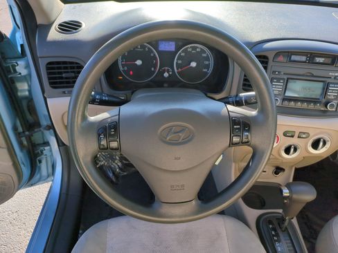 Used 2011 Hyundai Accent GLS w/ Premium Pkg 4 image 16