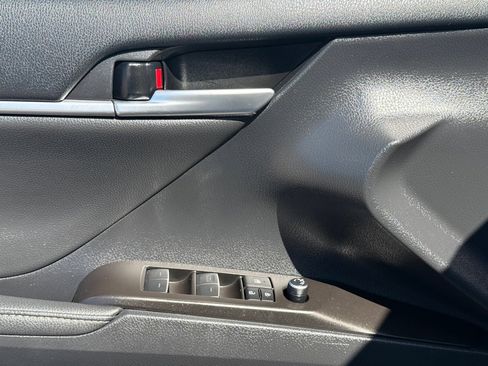 Used 2023 Toyota Camry XSE FWD image 31