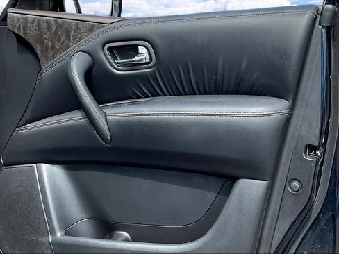 Used 2022 Nissan Armada Platinum w/ Captain's Chairs Package RWD image 28