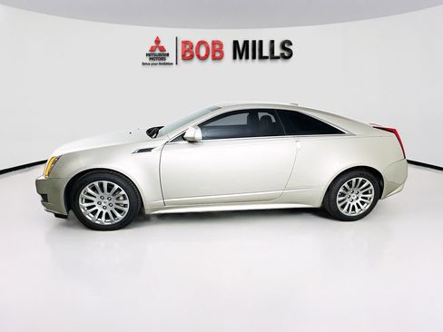 Used 2013 Cadillac CTS Coupe RWD image 4