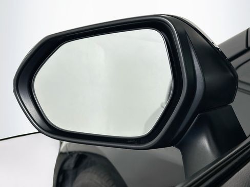 Used 2024 Toyota Corolla LE FWD image 16