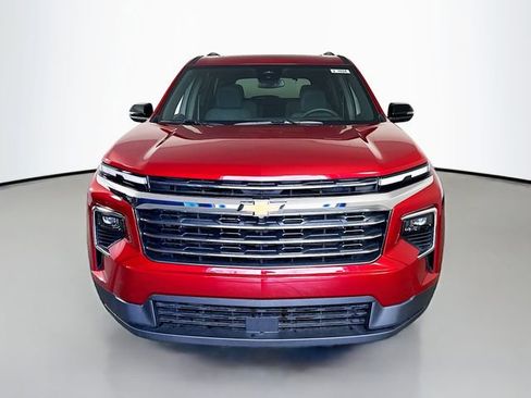 New 2025 Chevrolet Traverse LT w/ Sun and Wheel Package image 3