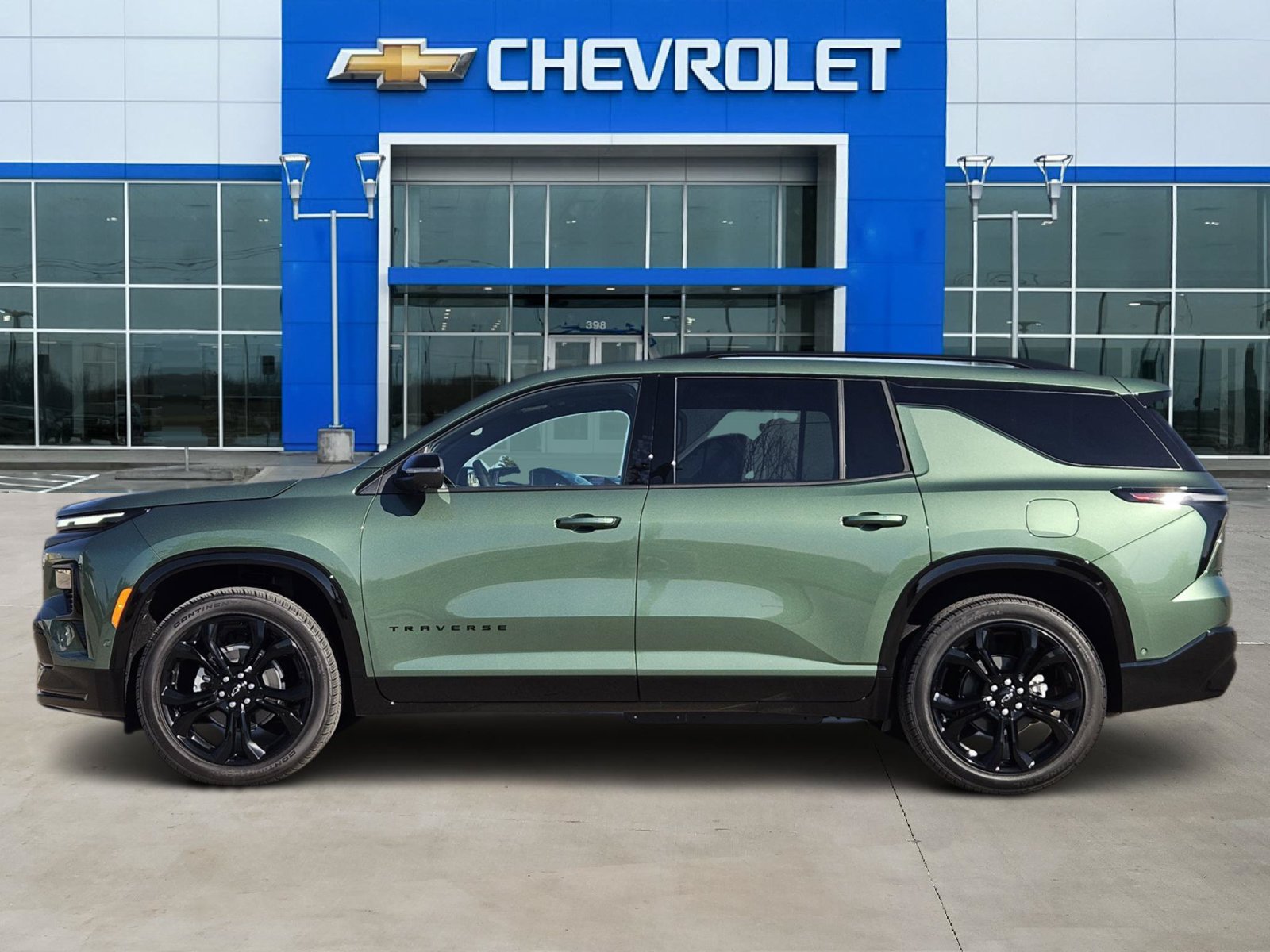 New 2027 Chevrolet Traverse RS w/ LPO, Floor Liner Package FWD image 3