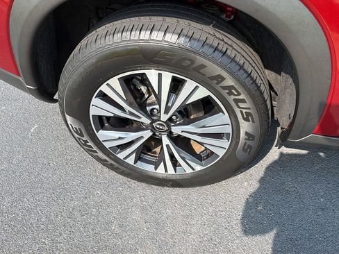 Used 2023 Nissan Rogue SV AWD/4WD image 37