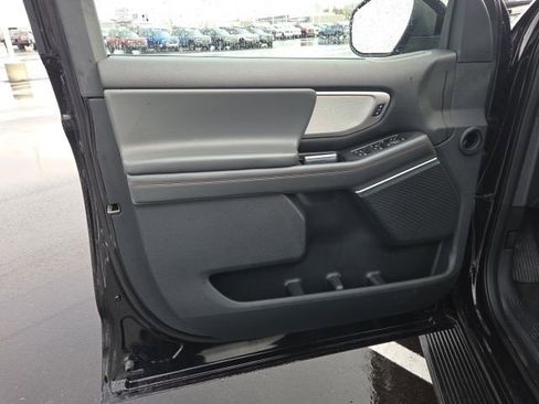 Used 2025 Ford Expedition Max Active image 28