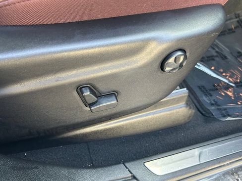 Used 2023 Dodge Durango GT RWD image 30