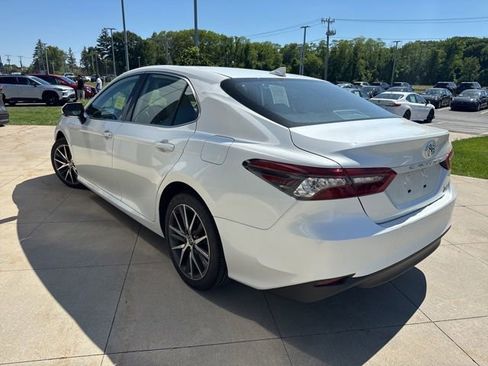 Used 2023 Toyota Camry XLE w/ Cold Weather Package AWD/4WD image 5