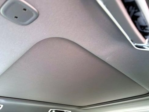 New 2026 Land Rover Range Rover SE image 20