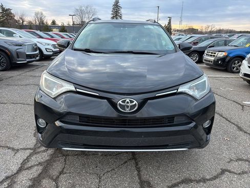 Used 2016 Toyota RAV4 XLE image 2