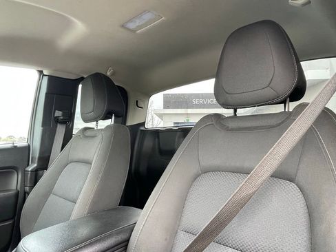 Used 2022 Chevrolet Colorado LT w/ Fleet Safety Package RWD image 19