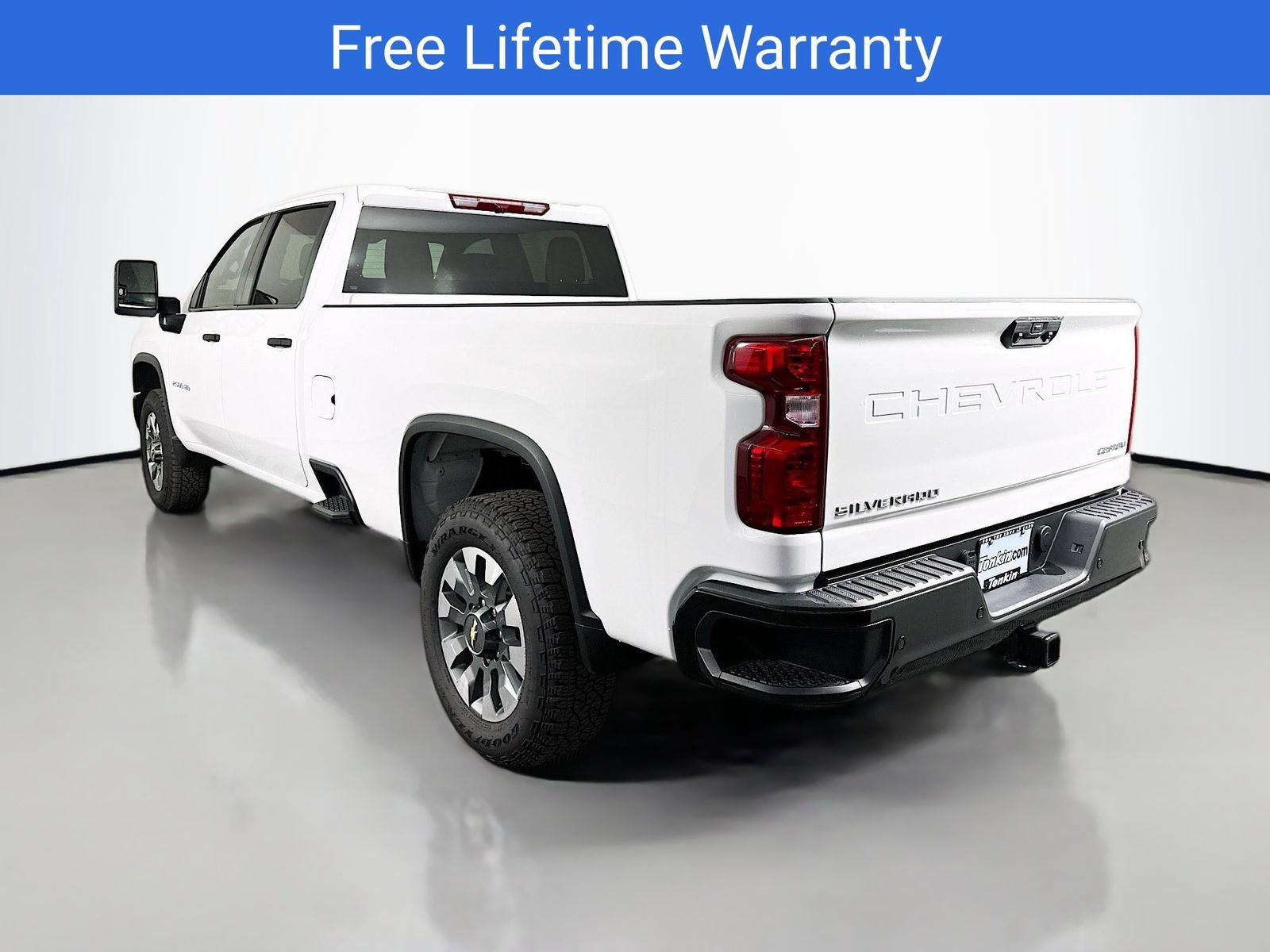 New 2025 Chevrolet Silverado 2500 Custom w/ Custom Value Package AWD/4WD image 6
