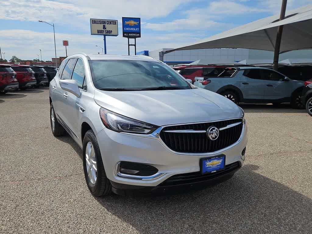 Used 2021 Buick Enclave Essence FWD image 2
