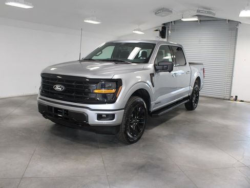 New 2025 Ford F150 XLT w/ Equipment Group 302A MID image 3