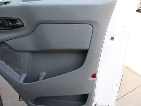 Used 2019 Ford Transit 250 148 Medium Roof RWD image 6