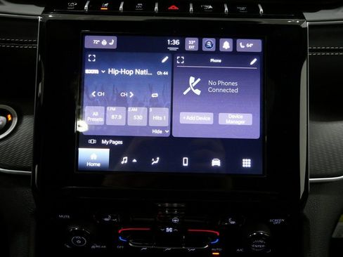 New 2025 Jeep Grand Cherokee Altitude image 22