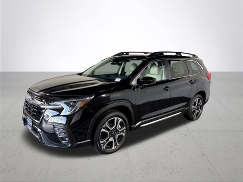 New 2026 Subaru Ascent Limited image 2