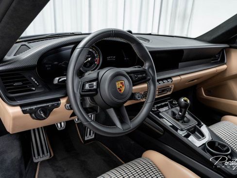 Used 2022 Porsche 911 GT3 image 27