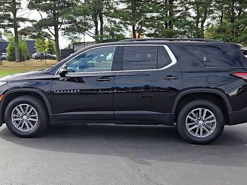 Certified 2023 Chevrolet Traverse LT image 9