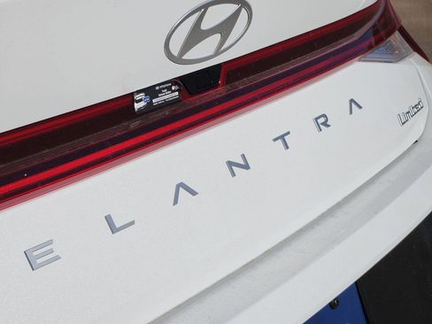 New 2026 Hyundai Elantra Limited image 8