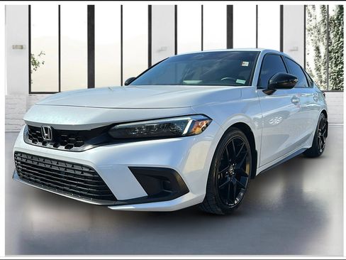 Used 2023 Honda Civic Sport image 1