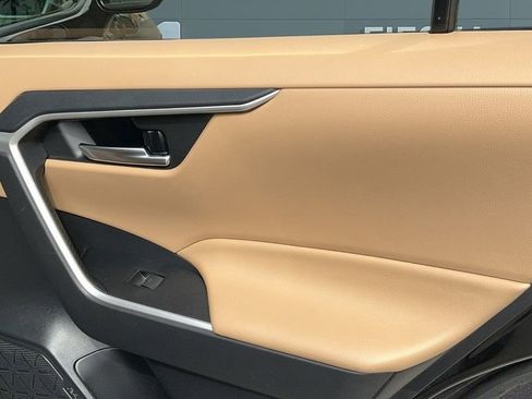 Used 2023 Toyota RAV4 XLE image 13