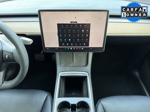 Used 2023 Tesla Model Y Long Range AWD/4WD image 17