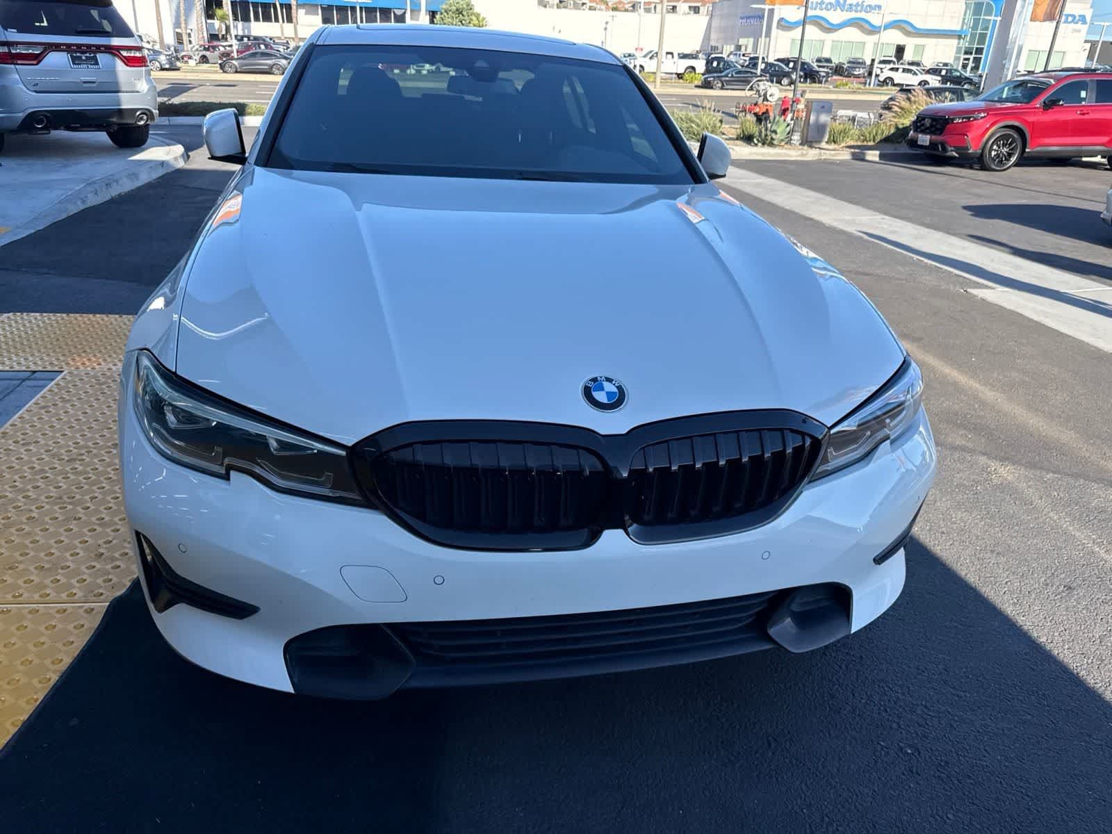 Used 2019 BMW 330i Sedan w/ Convenience Package RWD image 4