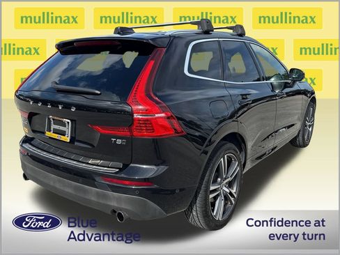 Used 2019 Volvo XC60 T5 Momentum w/ Premium Package AWD/4WD image 4