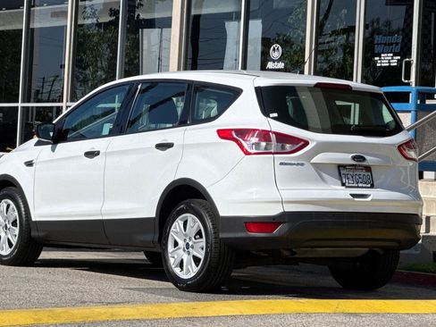 Used 2014 Ford Escape S FWD image 6