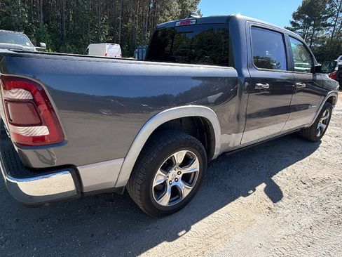 Used 2019 RAM 1500 Laramie AWD/4WD image 8