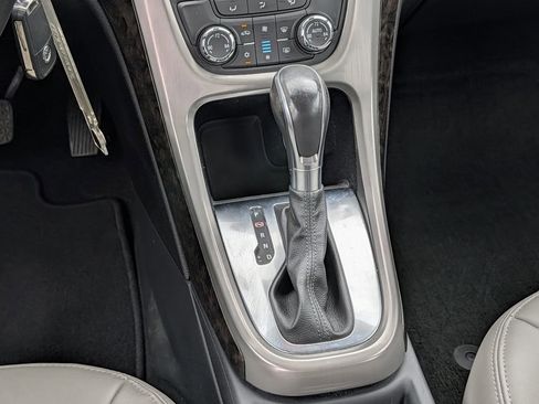 Used 2014 Buick Verano FWD image 12