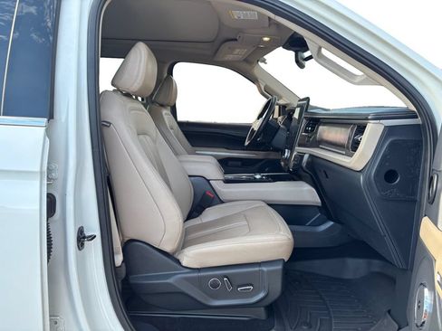 Certified 2023 Ford Expedition Max Limited RWD image 22