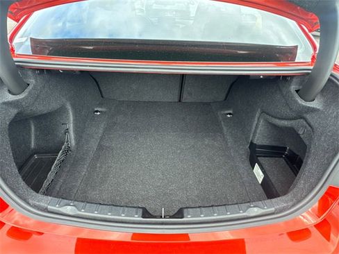 Used 2018 BMW M3 image 8