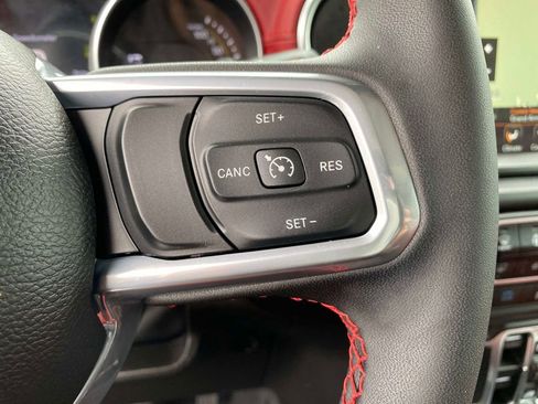 Used 2023 Jeep Wrangler Unlimited Rubicon 4xe AWD/4WD image 25