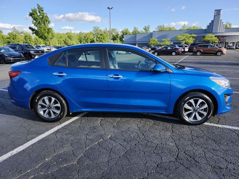 Used 2023 Kia Rio S w/ Technology Package FWD image 17